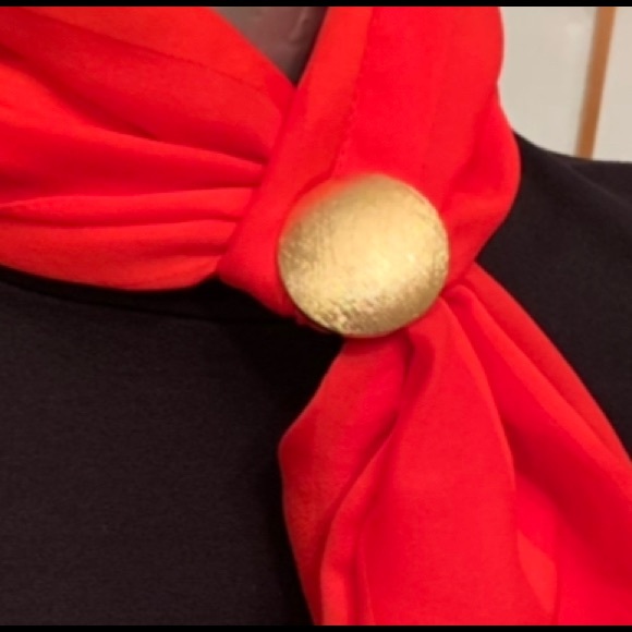 Tara Accessories - 🆕 TARA SCARF CLIP